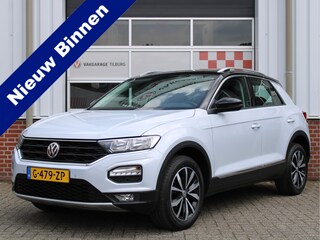 Volkswagen T-Roc 1.5 TSI 150PK Style Business Automaat /NAVI/ACC/Camera/PDC/LED/17'LM/DAB+/Apple carplay/Lane assist/NAP! 1e eig!