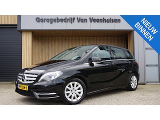 Mercedes-Benz B-klasse 180 122pk Automaat Ambition Navi Xenon Trekhaak 16inch LM *NL auto*