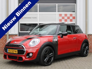 Mini Mini/Cabrio/Clubman/Countryman 1.5 Serious Business JCW /NAVI/Panoramadak/PDC/Carbon/Keyless/LED/Climate/Cruise control/17'LM/NAP!