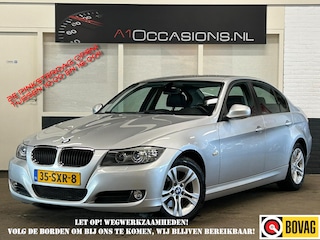 BMW 320i Luxury Line + LEDER