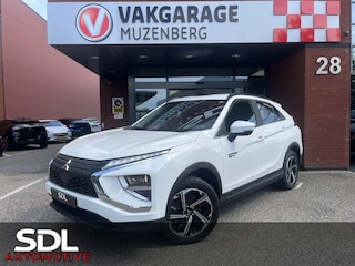 Mitsubishi Eclipse Cross 2.4 PHEV Intense // LED // CAMERA // KEYLESS // CARPLAY // CLIMA // STOELVERWARMING //