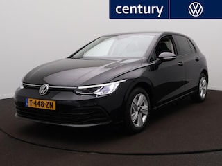 Volkswagen Golf 1.0 eTSI Life Automaat - LED- Camera - Navigatie - ACC - Stoelverwarming - PDC