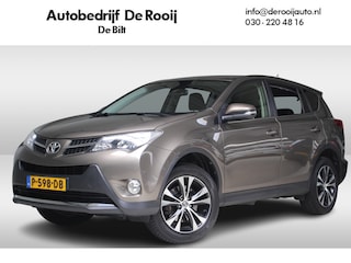 Toyota RAV4 2.0 Style 4WD Automaat Navigatie | Cruise control | Camera | Trekhaak | 4 Seizoenen banden