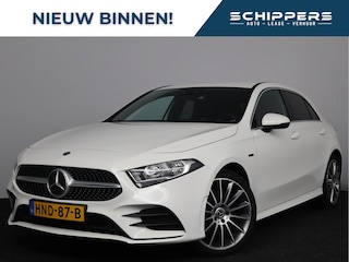 Mercedes-Benz A-klasse 250 e Business Solution AMG Limited | Trekhaak elektrisch wegklapbaar | PHEV | Stoelverwarming | Widescreen |