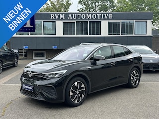 Volkswagen ID.5 PRO PERFORMANCE 77 kWh SOH 92% | CAMERA | STOEL + STUURVERWARMING | RIJKLAAR GELEVERD MET 12 MND BOVAG GARANTIE |