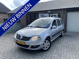 Dacia Logan 1.6 Blackline 7p.Trekhaak Nieuwe A.P.K.