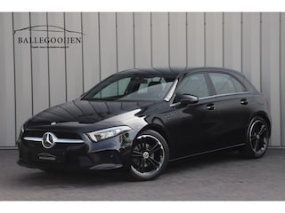 Mercedes-Benz A-klasse 180d Business Solution | 116PK | Led | Widescreen | Stoelverwarming | Trekhaak | Cruise | NL-Auto | 2018.