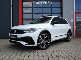 Volkswagen Tiguan 1.4 TSI eHybrid R-Line Business+ 245PK | Pano | Matrix IQ Led | Trekhaak | 360 | Head-Up | ACC | Alcantara | Stoel & Stuurwielverwarming | 20'' | Keyless | Ambient | Digitaal Dash | Carplay / Android Auto | Nav | Flippers