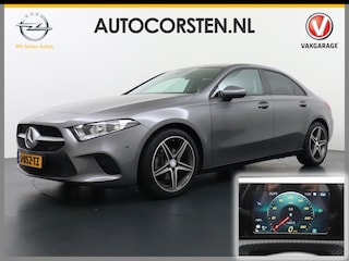 Mercedes-Benz A-klasse 180 Navi Virtual-Cockpit AMG Camera Ecc Cruise Control Pdc Keyless Stoelverwarming Regen-Lichtsensor Led Lmv Bluetooth