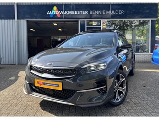 Kia XCeed 1.6 GDi PHEV Ex. Line SCHUIFDAK / TREKHAAK / LED / LEDER