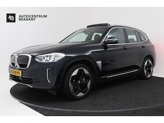 BMW iX3 High Executive 80 kWh M-pakket (1e eigenaar, NL-auto, Dealer OnderH, Trekhaak, Panoramadak, Camera, Leder, StoelV, Etc)