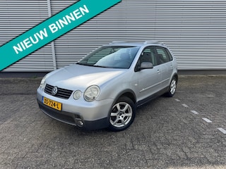 Volkswagen Polo 1.4-16V FUN/Cross, Lm velgen,Airco,trekhaak,Nieuwe APK