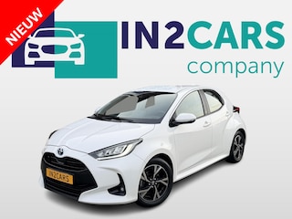 Toyota Yaris 1.5 Hybrid Dynamic *All-weather banden*Stoelverw.*