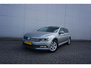 Volkswagen Passat Variant 1.6 TDI Business Edition Climate / Navi / Cruise / LED / Parkeers. / Trekhaak / Lm velgen / NAP