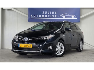 Toyota Auris Touring Sports 1.8 Hybrid Lease+ Dealer Onderhoud Trekhaak Pano Clima Garantie!