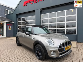 Mini Cooper 1.5 Chili Serious Business / Works / Pano / H&K / Led / Sportleder / Cruise .