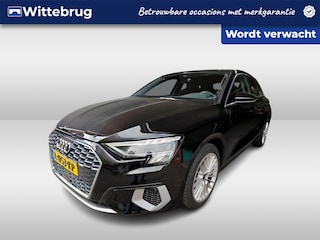 Audi A3 Sportback 30 TFSI 110pk Business edition S-Tronic Automaat / Navigatie / APP / LM 17 inch / LED / Digital cockpit / Parkeersensoren A.