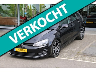 Volkswagen Golf 1.2 TSI Highline AUTOMAAT NL-AUTO NAP!