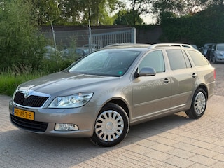 Skoda Octavia Combi 1.4 TSI Greentech Elegance Business Line