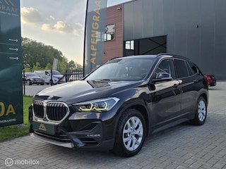 BMW X1 xDrive25e High Executive |Head-up|Camera|Beige lederen bekleding|Trekhaak|Carplay|Led|Volledig Dealeronderhouden|