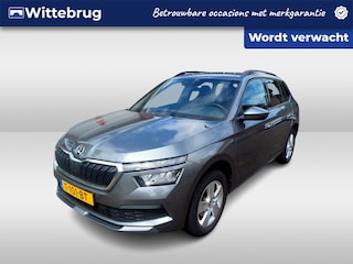 Skoda Kamiq 1.0 TSI 110pk Sport Business / Navigatie by APP / LM 16 inch / Clima airco / Parkeersensoren A. / LED