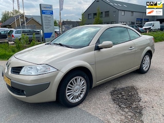 Renault Mégane Coupé-Cabriolet 2.0-16V Tech Line