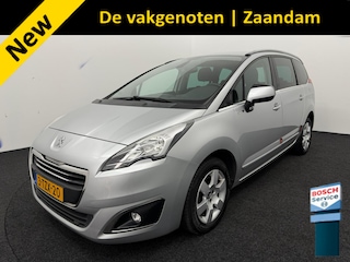 Peugeot 5008 1.6 VTi Acces 5p. Trekhaak, Buitenspiegels elektrisch verstel- en verwarmbaar, Cruise control, Hill hold functie, Elektronisch Stabiliteits Programma. Anti doorSlip Regeling. Ruime auto, heel veel kofferruimte, zuinig, Geschikt voor caravan/trekwerk, Hoge instap en veel rijcomfort.