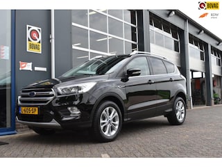Ford Kuga 1.5/150 pk Titanium