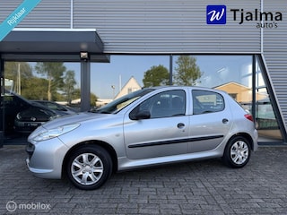 Peugeot 206 1.1 XR airco 5-deurs trekh 137DKM