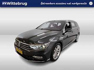 Volkswagen Passat Variant 1.5 TSI 150pk Elegance Business R DSG Automaat / Leder / Navigatie / LED Matrix / LM 18 inch / R-Line ext / Park Assist
