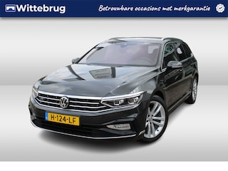 Volkswagen Passat Variant 1.5 TSI 150pk Elegance Business R DSG Automaat / Leder / Navigatie / LED Matrix / LM 18 inch / R-Line ext / Park Assist