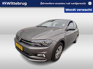 Volkswagen Polo 1.0 TSI 95pk Comfortline / Navigatie / Parkeersensoren / Adaptive cruise control / APP Connect Aantrekkelijke kilometerstand!