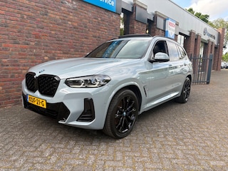 BMW X3 XDrive30e High Executive M-sport Panoramadak|M-stoelen|Head-up|Camera