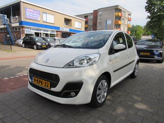 Peugeot 107 1.0 68PK 5Drs Airco Active
