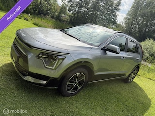 Kia Niro Premium 2025 Schuifdak € 20.750,- schade