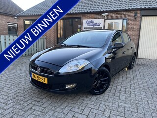 Fiat Bravo 1.4 T-Jet Corporate Xenon 17" Nieuwe A.P.K