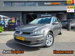 Volkswagen Golf 1.4 TSI ACT Highline | AUTOMAAT | Met o.a. panoramadak, navigatie, adaptive cruise control en PDC voor en achter!