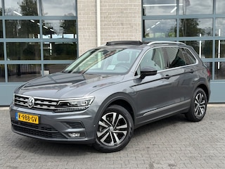Volkswagen Tiguan 1.5 TSI ACT Highline Business R |SCHUIFDAK|TREKHAAK|