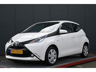 Toyota Aygo 1.0 VVT-i x-play camera
