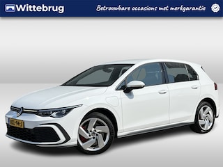 Volkswagen Golf 1.4 eHybrid GTE / Navigatie / Stoel+stuur verwarming / Navigatie / App connect / Parkeersensoren V+A /
