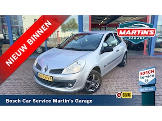 Renault Clio 1.2-16V Special Line