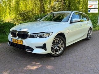 BMW 3-serie Touring 330e Sportline plus 1 Eig. b.j. 2-2022 led verl.,Navi,electr achterkl.17"lm
