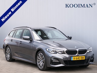 BMW 3-serie Touring 320i Executive Edition 184 Pk Automaat M-pakket / Navi / Apple Carplay / Trekhaak