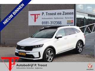Kia Sorento 1.6 T-GDI Plug-in Hybrid 4WD DynamicPlusLine 7 persoons! Panoramadak/Trekhaak/Apple carplay/Stoelverwarming voor en achter/Stuurverwarming/Bose audio/Adaptieve cruise control/Achteruitrijcamera/Lane assist/Elektrisch verstelbare voorstoelen/Full option! 2E PINKSTERDAG GEOPEND VAN 12:00 TOT 17:00 (ROTTERDAM&HELLEVOETSLUIS)