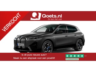 BMW iX xDrive50 High Executive 112 kWh Sportpakket - Panoramadak - Trekhaak - Multifunctionele - stoelventilatie - Soft close - BMW Laserlight - Driving/Parking Assistant Professional - Harman Kardon -