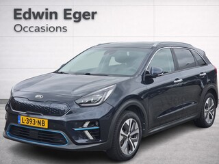Kia Niro e-Niro DynamicPlusLine 64 kWh | SOH 100% | 3 Fase laden | Schuif/kanteldak | Half Leder | Andriod Auto | Apple carplay | Navigatie