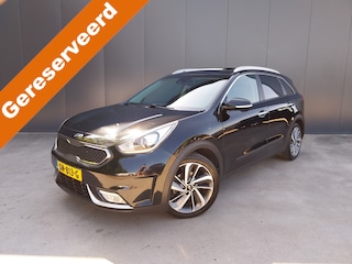 Kia Niro 1.6 GDi First Edition 1e EIGENAAR OPEN DAK CAMERA HALF LEER LED NAVI CRUISE ECC