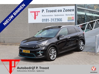 Kia Niro e-Niro DynamicPlusLine 64 kWh Dealeronderhouden! Achteruitrijcamera/Apple carplay/Adaptieve cruise control/Lane assist/Stoelverwarming/Stuurverwarming/DAB/Navigatie 2E PINKSTERDAG GEOPEND VAN 12:00 TOT 17:00 (ROTTERDAM&HELLEVOETSLUIS)