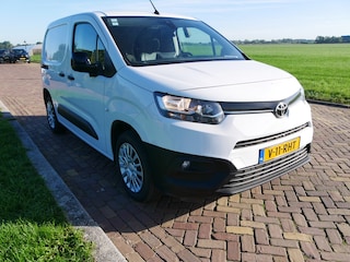 Toyota Proace City 1.5 D-4D COMFORT 96kW AUT. AC NAVI ** 10499 EX BTW **