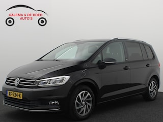 Volkswagen Touran 1.4 TSI Highline Business R 7p AUTOMAAT / FULL LED / TREKHAAK / CARPLAY / STOELVERW / NAVI / CLIMA / PDC / BLUETOOTH / ACC